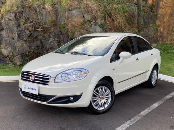 FIAT LINEA 1.8 ESSENCE 16V FLEX 4P MANUAL